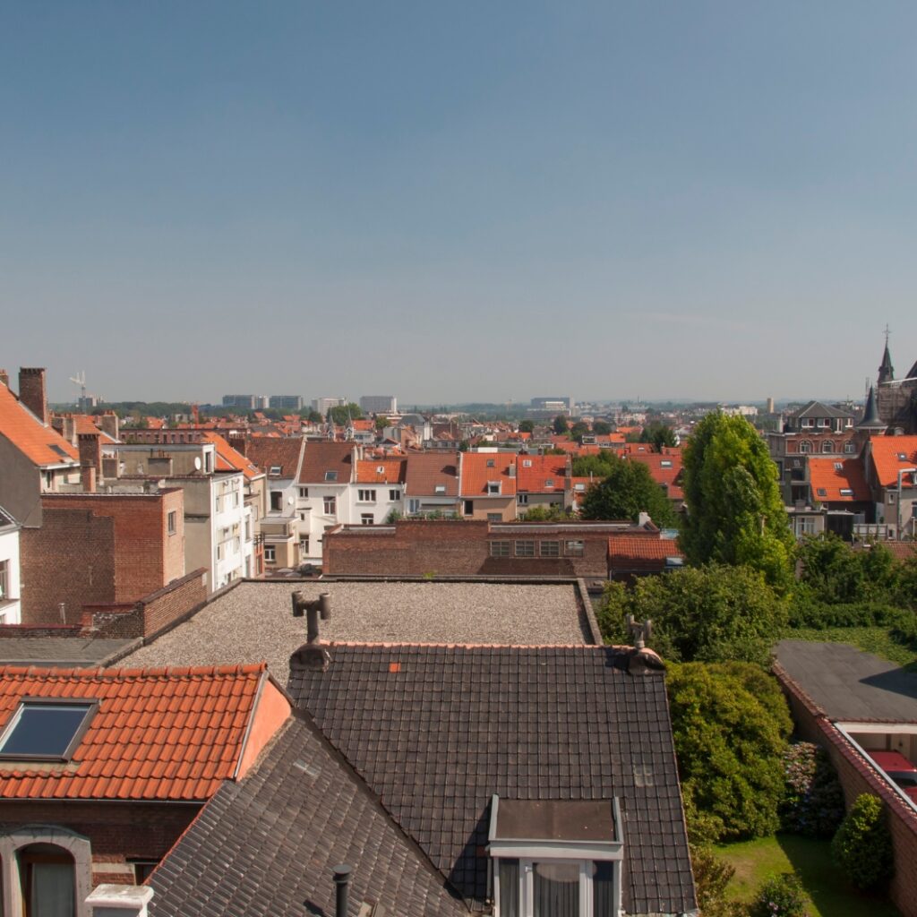 Application d’un hydrofuge sur une toiture en Belgique